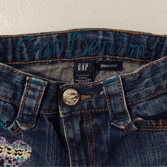 Gap Flare Jeans Y2K  Hearts 2T Girls Kids Embroidered Cross Stitch Blue Denim - Picture 6 of 14